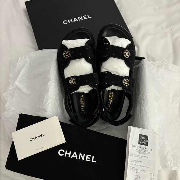 CHANEL 🖤 23P Classic Black Denim Dad Sandals - Size 38.5 *RARE* - Picture 13 of 14